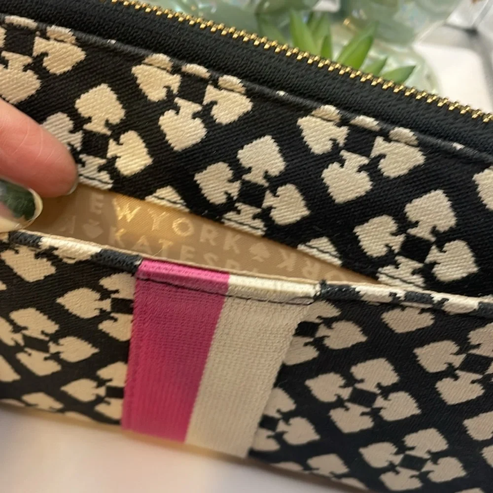 Kate Spade Black and Cream Wallet with Pink Stripe - Picture 2 of 11